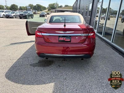 2013 Chrysler 200 Limited