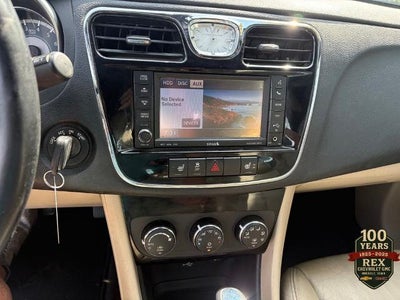2013 Chrysler 200 Limited