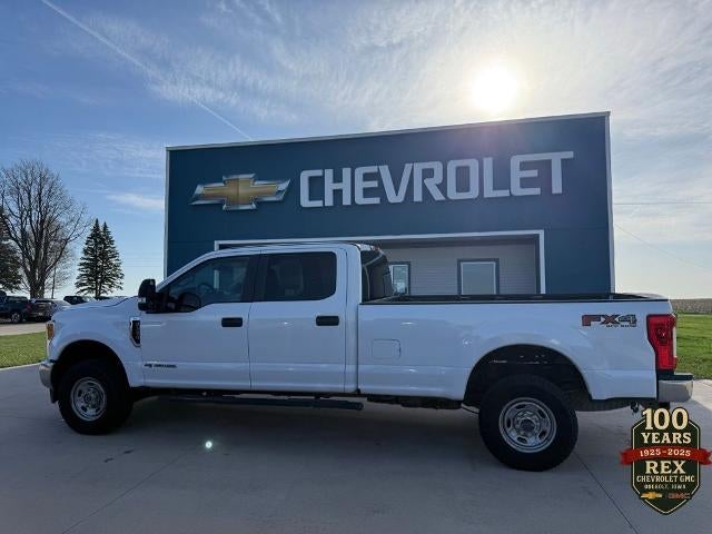 2017 Ford Super Duty F-250 SRW Lariat