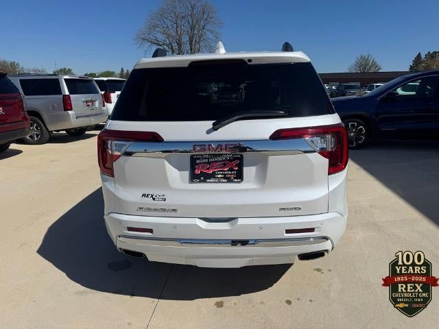 2023 GMC Acadia Denali