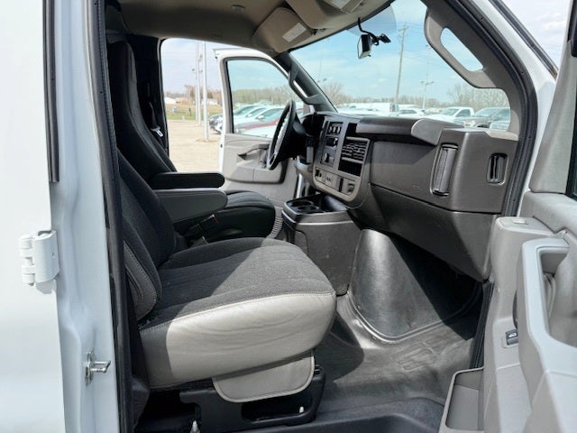 2023 GMC Savana Cargo 2500 Base