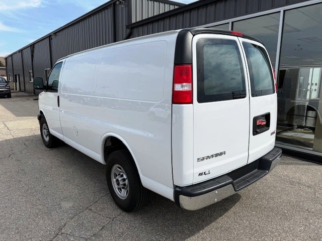2023 GMC Savana Cargo 2500 Base