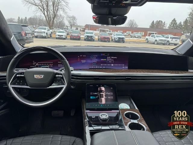 2025 Cadillac Escalade Sport Platinum