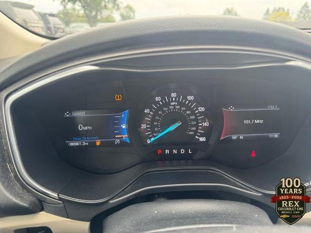 2020 Ford Fusion SE